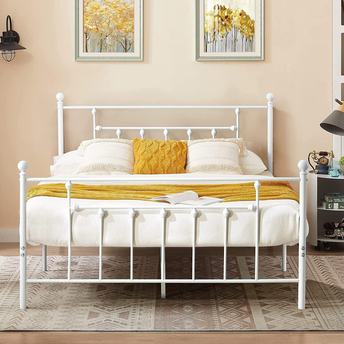VECELO Modern Metal Platform Bed Frame Mattress Foundation with Headboard and Footboard