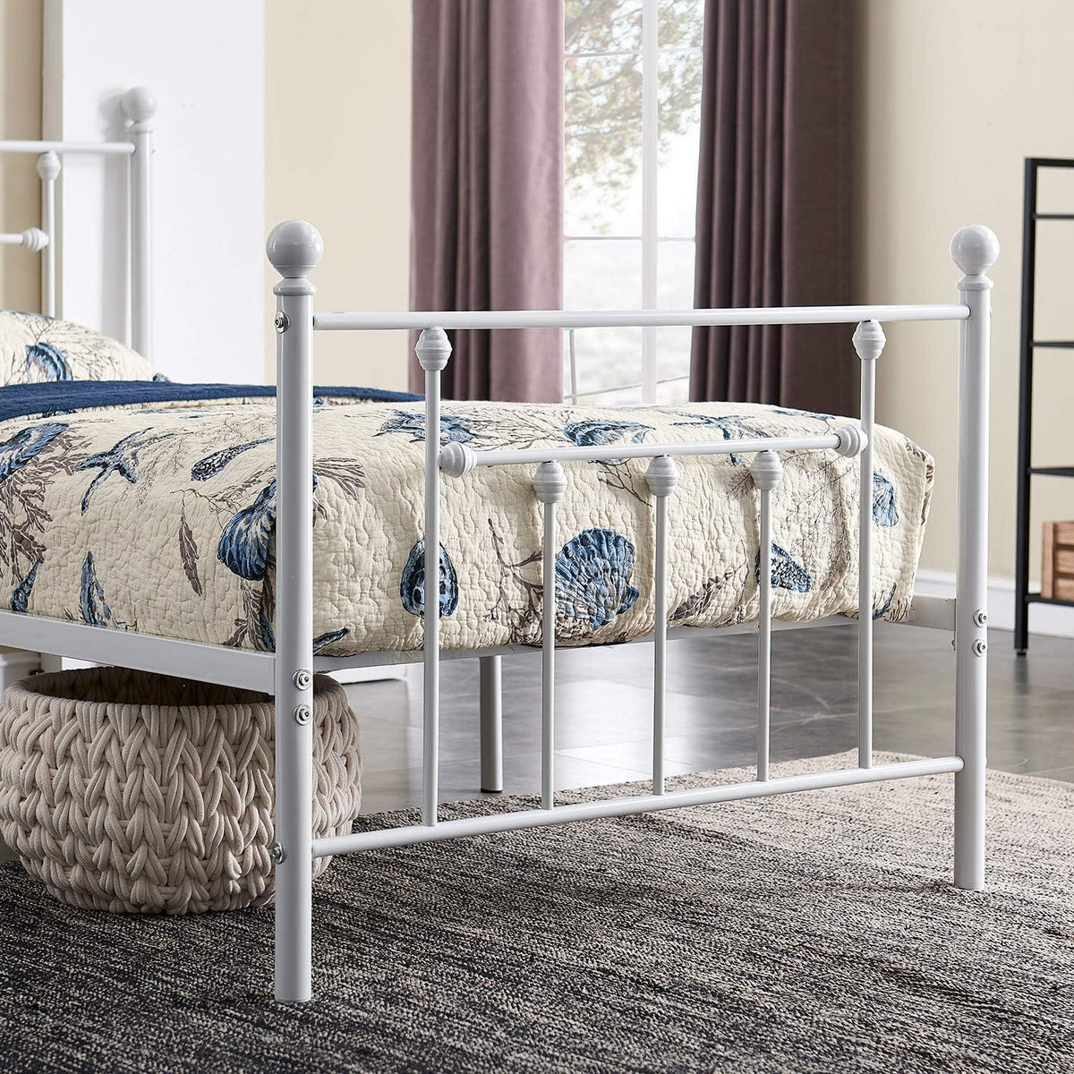 VECELO Modern Metal Platform Bed Frame Mattress Foundation with Headboard and Footboard