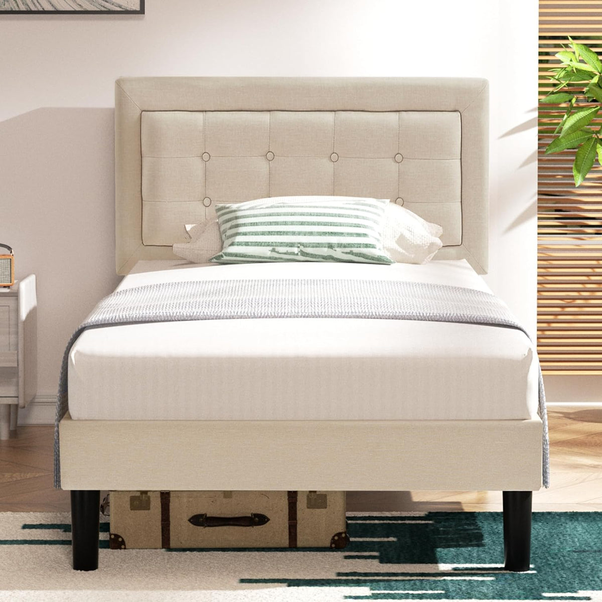 Base de cama tapizada VECELO con cabecero de altura ajustable