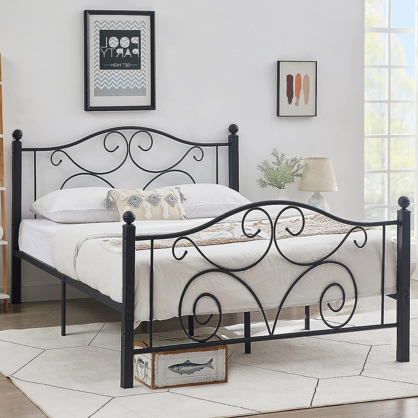 VECELO Classic Metal Bed Frame Mattress Foundation