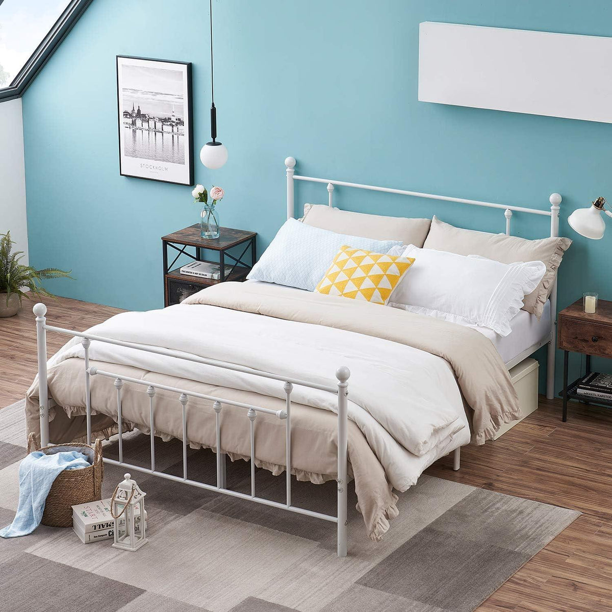VECELO Modern Metal Platform Bed Frame Mattress Foundation with Headboard and Footboard