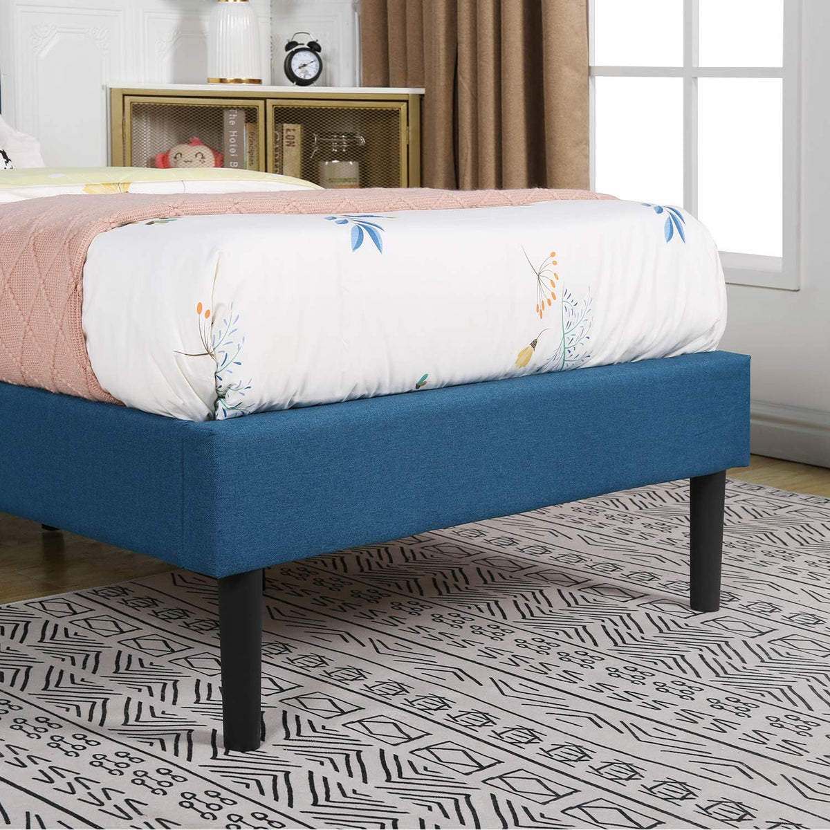 VECELO Premium Upholstered Platform Bed Diamond Stitched Panel Headboard