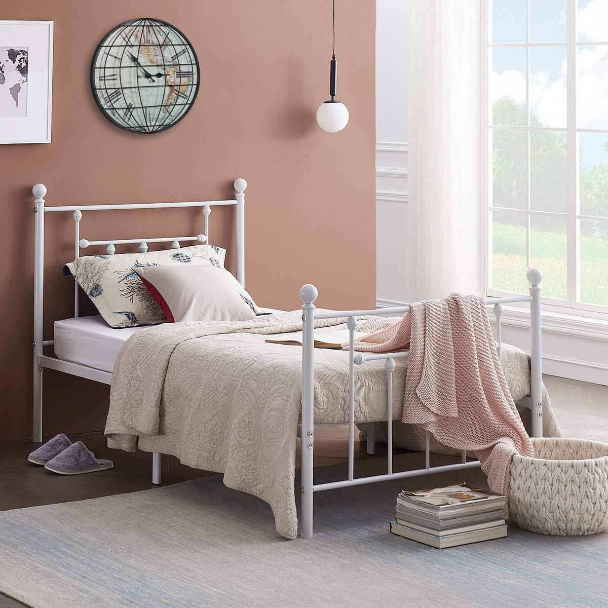 VECELO Modern Metal Platform Bed Frame Mattress Foundation with Headboard and Footboard
