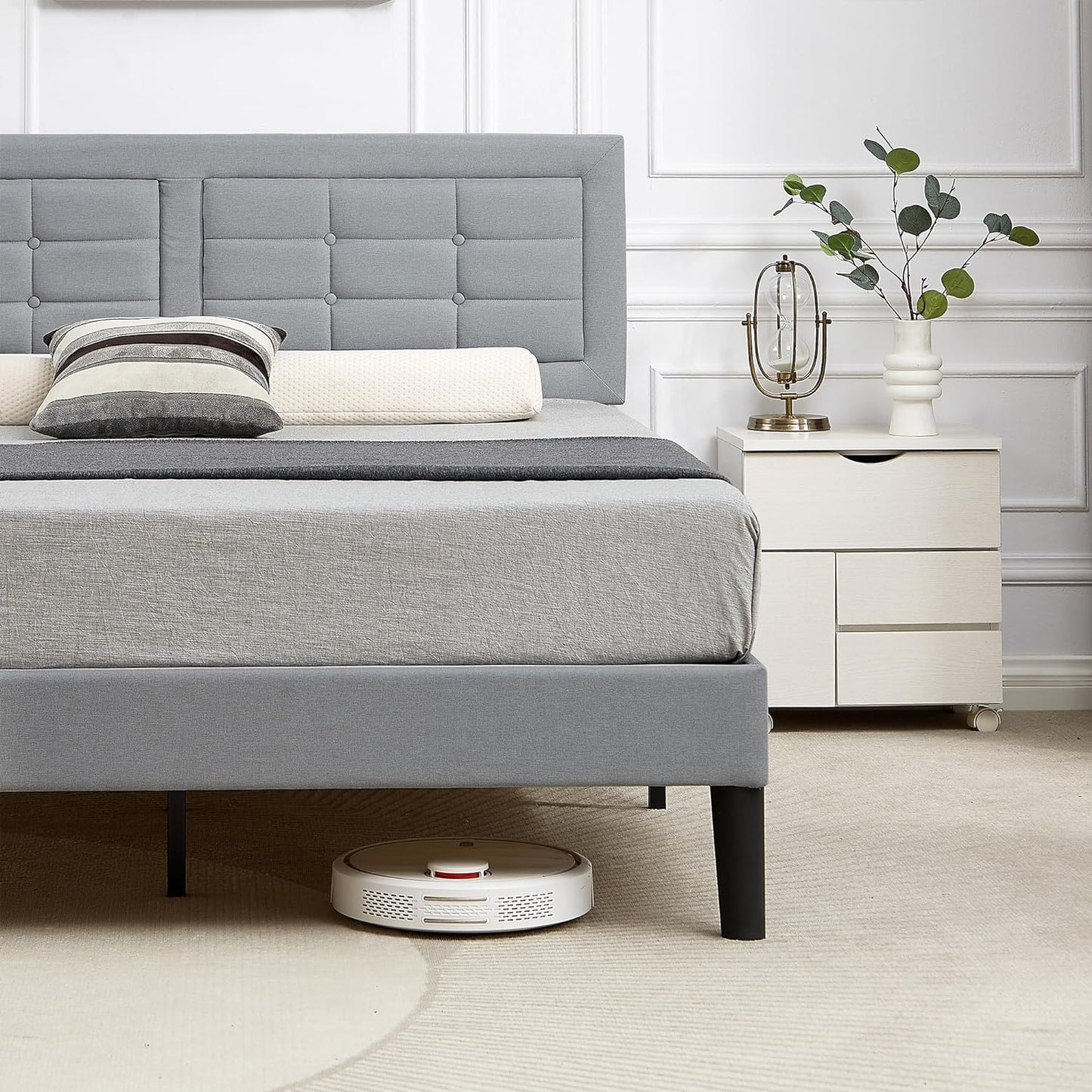 Base de cama tapizada VECELO con cabecero de altura ajustable